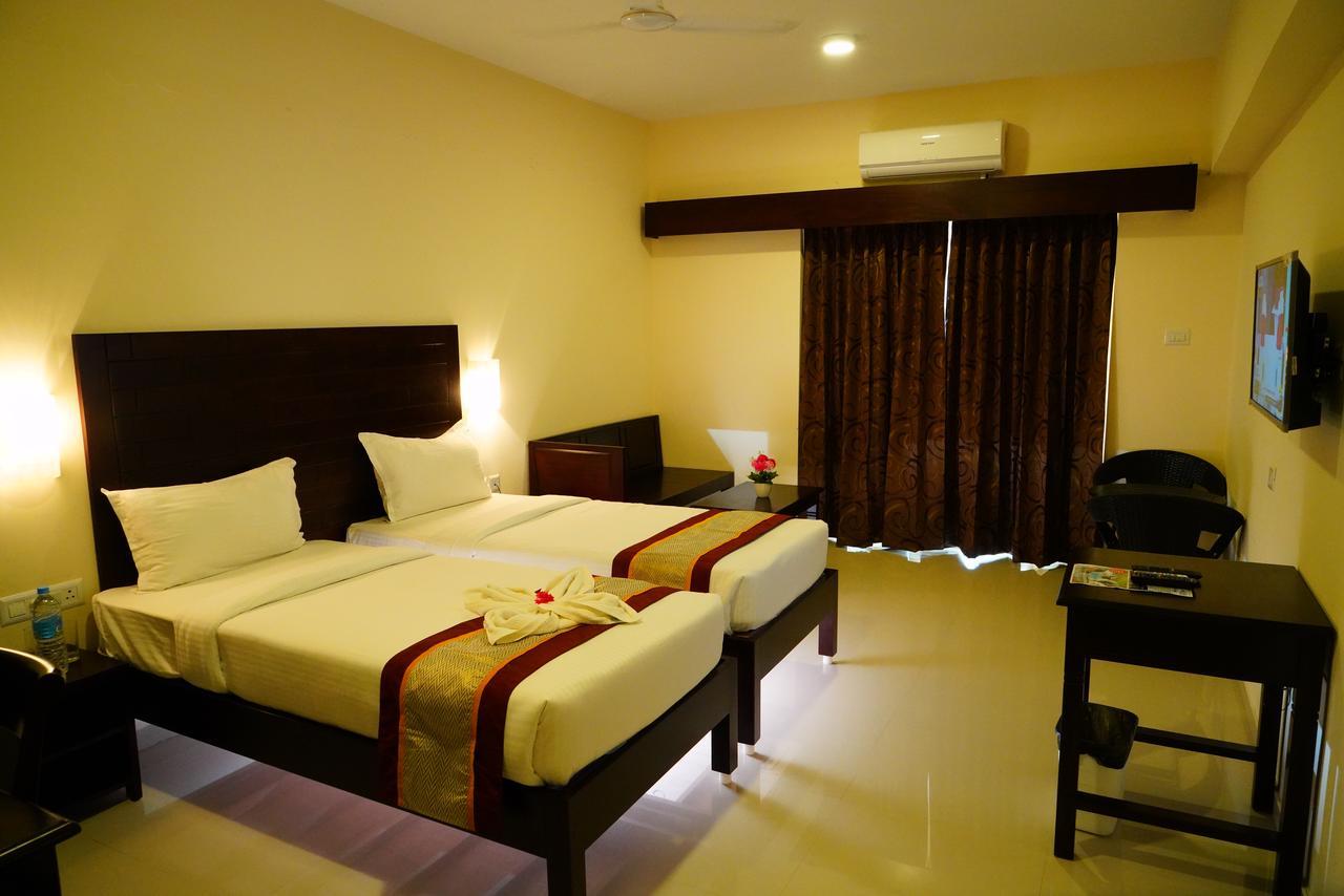 Five Falls Resort กุตตาลัม ภายนอก รูปภาพ